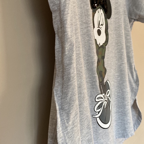 [XL] Disney Minnie Mouse Graphic Short Sleeve Tee Shirt - Picture 2 of 7